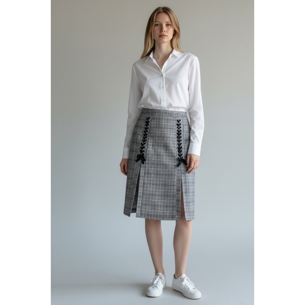 Venus‎ Plaid Lace Up Front Slit Pencil Skirt Gray Burgundy Glen Check Size 8